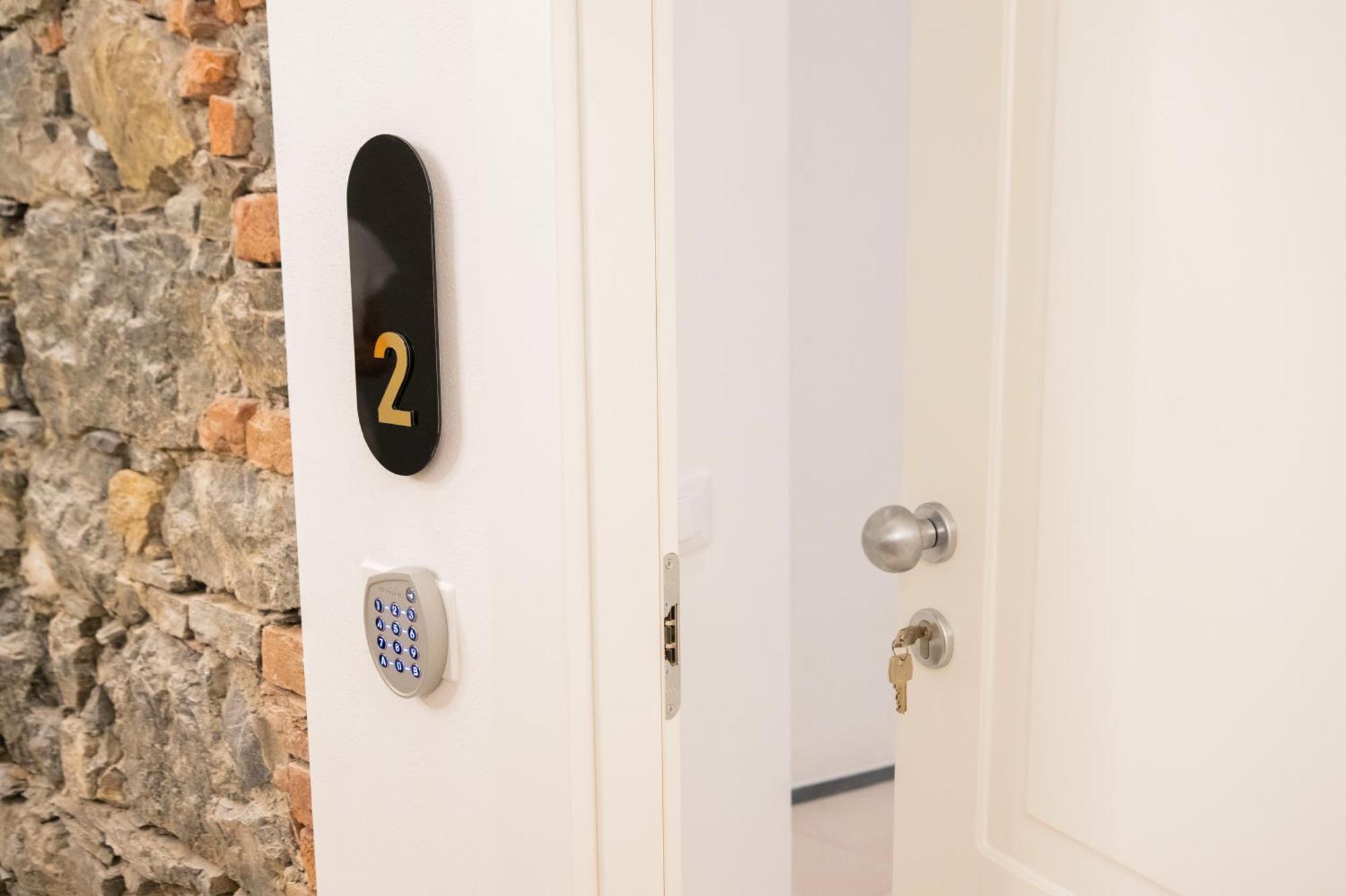 Affittacamere Saint Bon 15 - 5 Terre Rooms And Suites La Spezia Zewnętrze zdjęcie