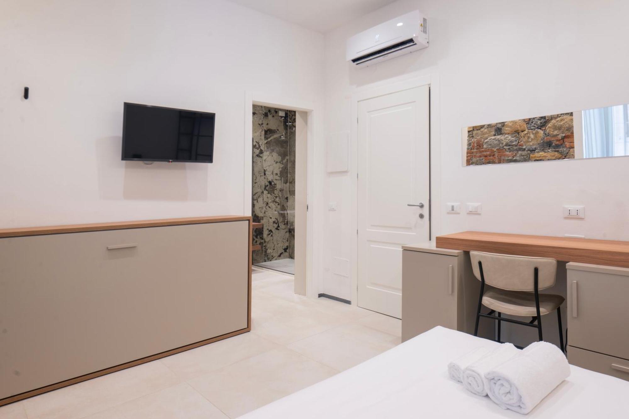 Affittacamere Saint Bon 15 - 5 Terre Rooms And Suites La Spezia Zewnętrze zdjęcie